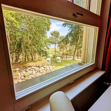 Strandhotel Lindequist מלון *