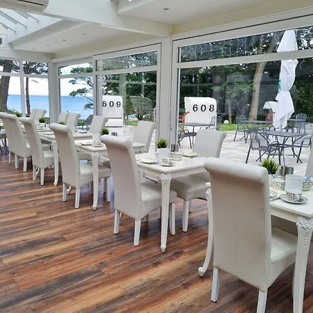 מלון Strandhotel Lindequist Sellin (Rugen)