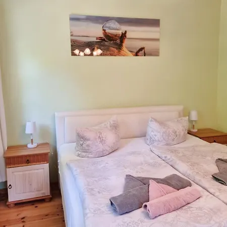 Strandhotel Lindequist מלון Sellin (Rugen)